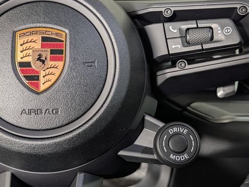New 2026 Porsche Cayenne Coupe AWD/4WD image 40