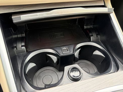 Certified 2025 BMW i4 xDrive40i AWD/4WD image 27