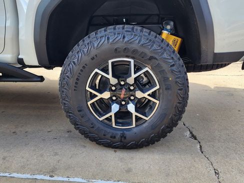 New 2026 GMC Canyon AT4X image 56