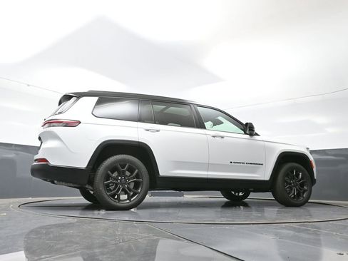 New 2025 Jeep Grand Cherokee L Limited w/ Trailer Tow Package image 48