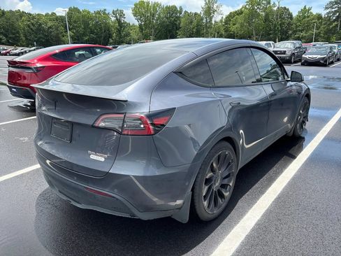 Used 2022 Tesla Model Y Performance AWD/4WD image 2