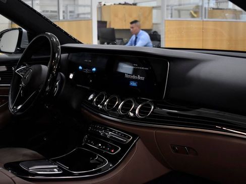 Certified 2023 Mercedes-Benz E 350 E 350 image 30