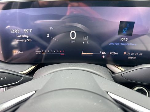 New 2025 Buick Envision Avenir image 28