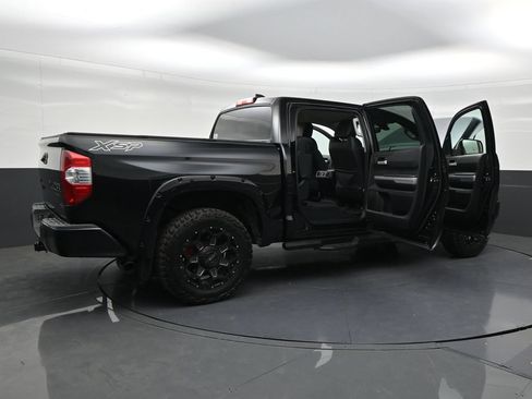 Used 2020 Toyota Tundra SR5 w/ SR5 Leather Package AWD/4WD image 28
