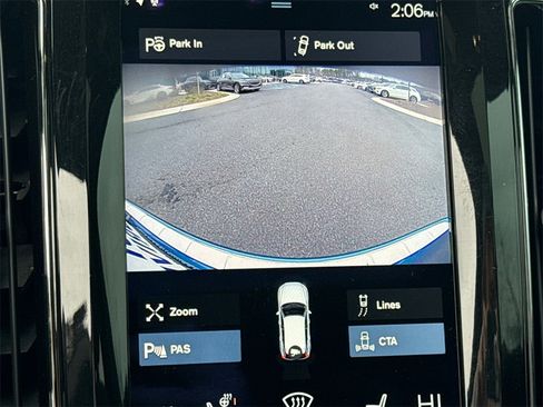 Used 2018 Volvo XC60 T6 R-Design w/ Convenience Package image 30