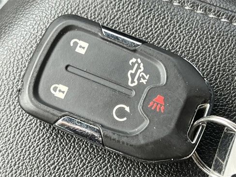 Used 2020 Chevrolet Silverado 1500 RST w/ Z71 Off-Road Package image 32