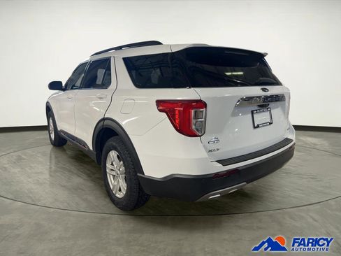 Used 2020 Ford Explorer XLT w/ Equipment Group 202A AWD/4WD image 2