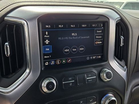 Used 2020 GMC Sierra 1500 SLT w/ SLT Premium Plus Package image 17