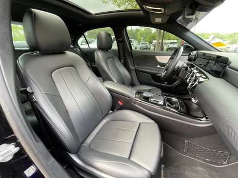 Used 2020 Mercedes-Benz A 220 image 31