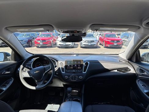 Used 2023 Chevrolet Malibu LT FWD image 26