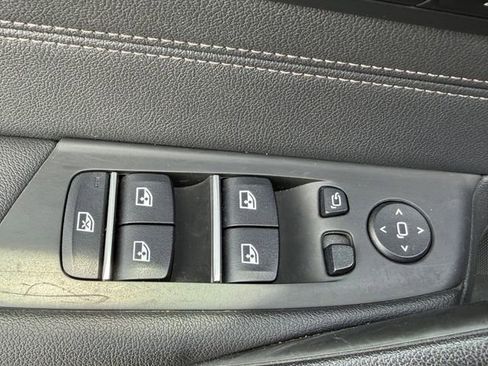 Used 2023 BMW 530i image 19