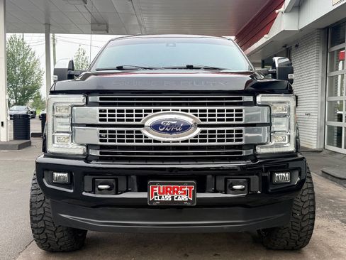 Used 2017 Ford F250 Platinum w/ FX4 Off-Road Package AWD/4WD image 7