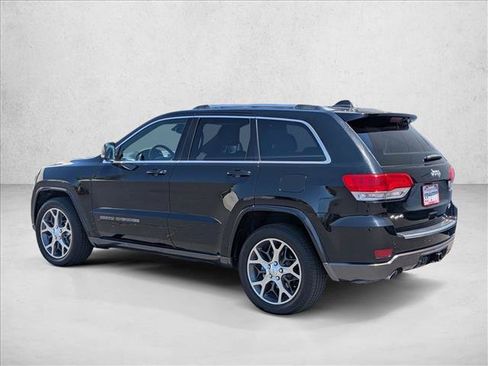Used 2018 Jeep Grand Cherokee Limited AWD/4WD image 8