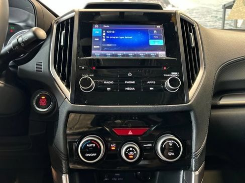 Used 2023 Subaru Forester Premium AWD/4WD image 91