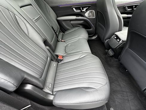 Certified 2023 Mercedes-Benz EQS 580 4MATIC SUV image 18