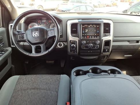 Used 2019 RAM 1500 Classic SLT w/ Luxury Group AWD/4WD image 6