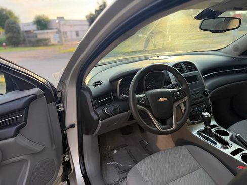 Used 2014 Chevrolet Malibu LS w/ Protection Package FWD image 11