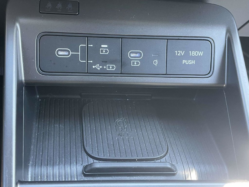 Certified 2025 Hyundai Kona SEL FWD image 24
