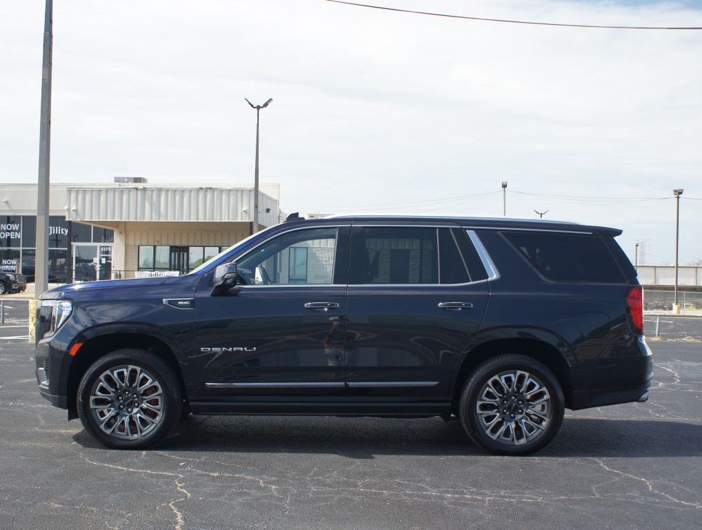 Used 2024 GMC Yukon Denali Ultimate AWD/4WD image 14