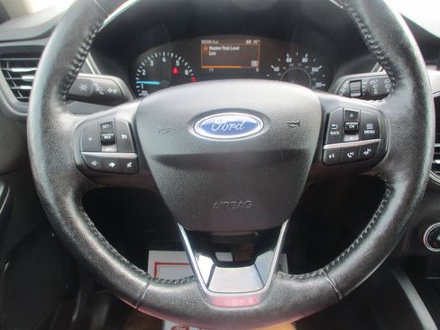 Used 2020 Ford Escape SEL FWD image 10