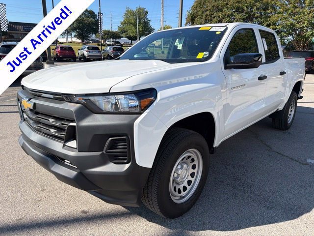 Used 2024 Chevrolet Colorado W/T w/ Safety Package RWD image 7