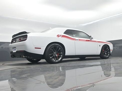 Used 2022 Dodge Challenger R/T Scat Pack RWD image 54