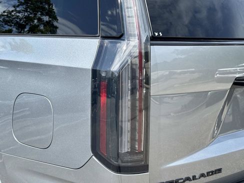Used 2026 Cadillac Escalade Sport w/ LPO, ONYX Package AWD/4WD image 28