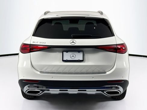 Certified 2026 Mercedes-Benz GLC 300 image 6