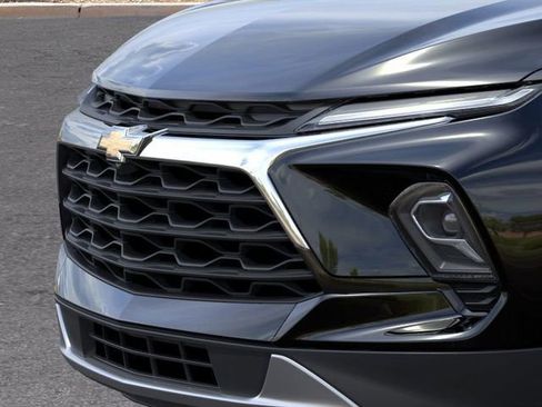 New 2026 Chevrolet Blazer LT w/ Convenience Package FWD image 13