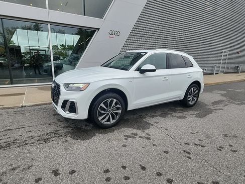 Used 2024 Audi Q5 2.0T Premium Plus w/ Premium Plus Package AWD/4WD image 1