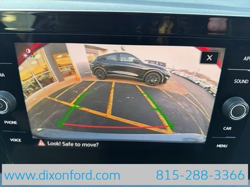 New 2026 Volkswagen Jetta SE image 10