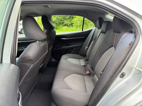 Used 2019 Toyota Camry LE FWD image 24