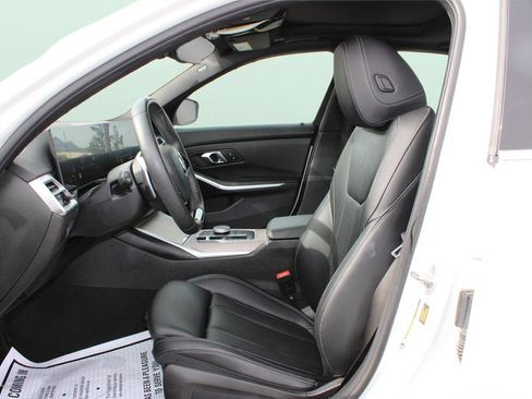 Used 2025 BMW 330i Sedan image 26