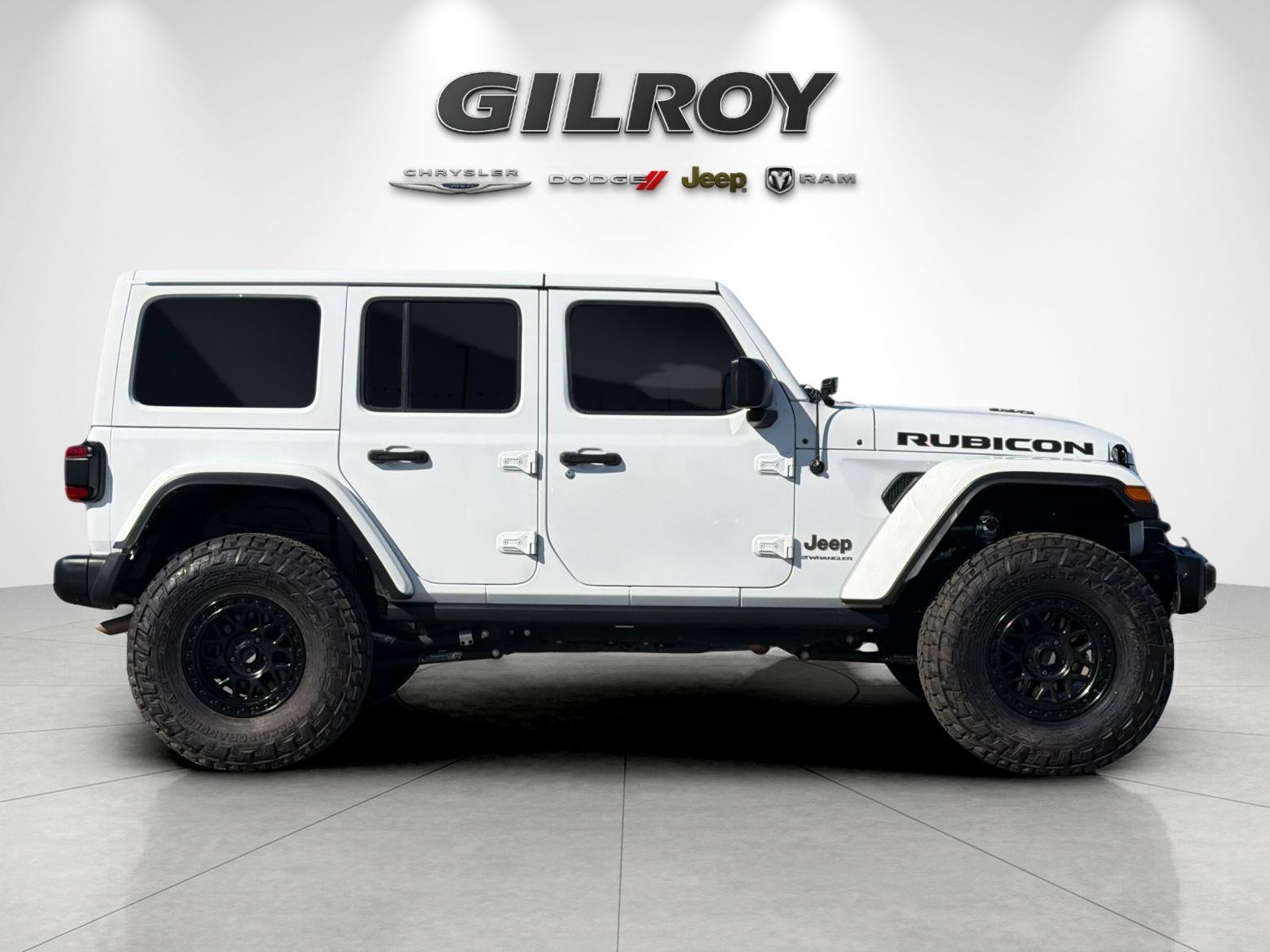 Used 2023 Jeep Wrangler Unlimited Rubicon 392 w/ Xtreme Recon 35" Tire Package AWD/4WD image 3