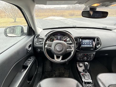 Used 2020 Jeep Compass Latitude image 16