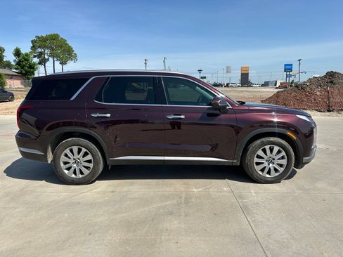 Used 2024 Hyundai Palisade SEL FWD image 6