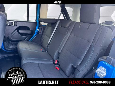 Certified 2021 Jeep Wrangler Islander image 15