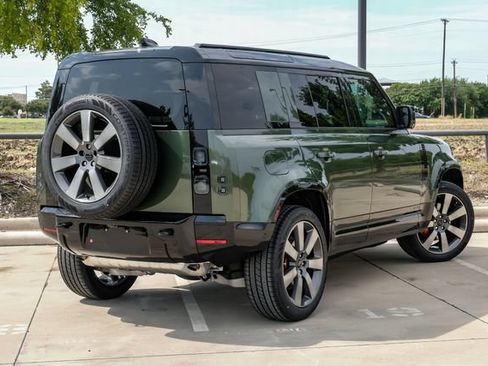New 2026 Land Rover Defender 110 X AWD/4WD image 9