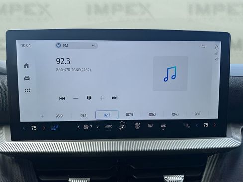 Used 2025 Ford Explorer ST image 21