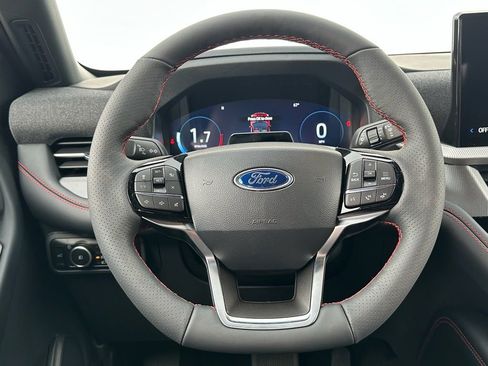 New 2026 Ford Explorer ST-Line w/ ST-Line Street Pack AWD/4WD image 8