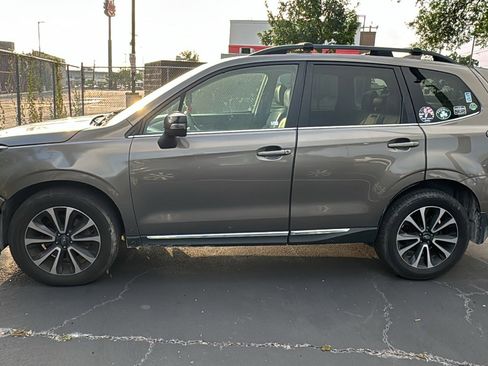 Used 2017 Subaru Forester 2.0XT Touring AWD/4WD image 8