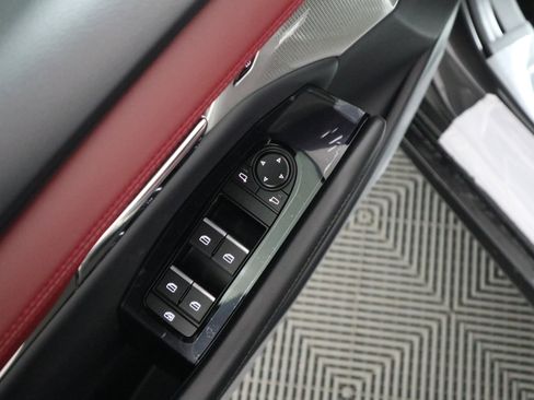 New 2026 MAZDA MAZDA3 Hatchback w/Premium Plus Pkg image 34