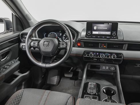 Used 2023 Honda Pilot Sport image 30