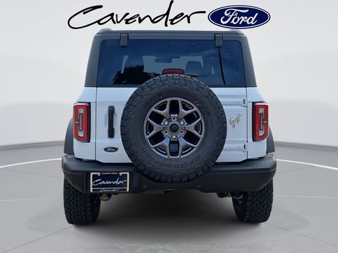 New 2025 Ford Bronco Badlands image 13