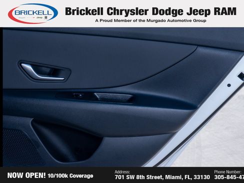 Used 2025 Hyundai Elantra Limited FWD image 12