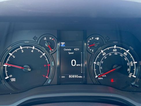 Used 2022 Toyota 4Runner SR5 w/ Wilderness Package (TMS) AWD/4WD image 7