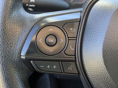 Used 2024 Toyota Corolla LE image 21