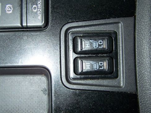 Used 2019 Mitsubishi Outlander LE image 13