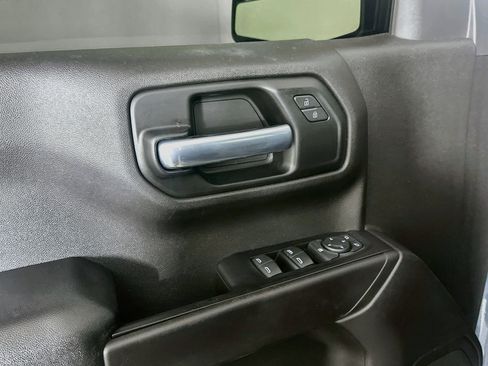 Used 2020 Chevrolet Silverado 1500 Custom w/ Custom Value Package RWD image 15