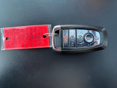 Used 2023 Lincoln Aviator Reserve image 30